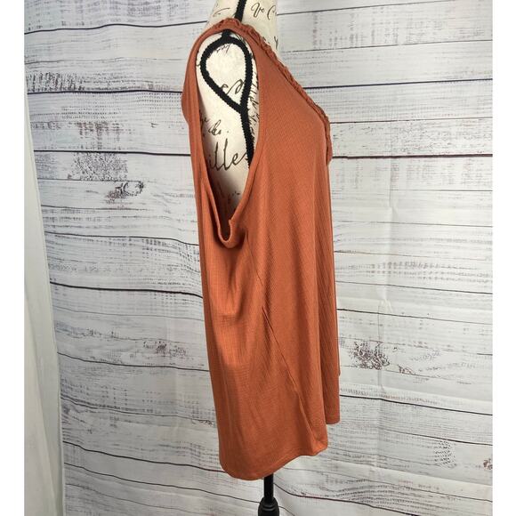 Torrid 4 Sleeveless Top Womens 4X Orange Stretch Crochet V Neck - Picture 3 of 11